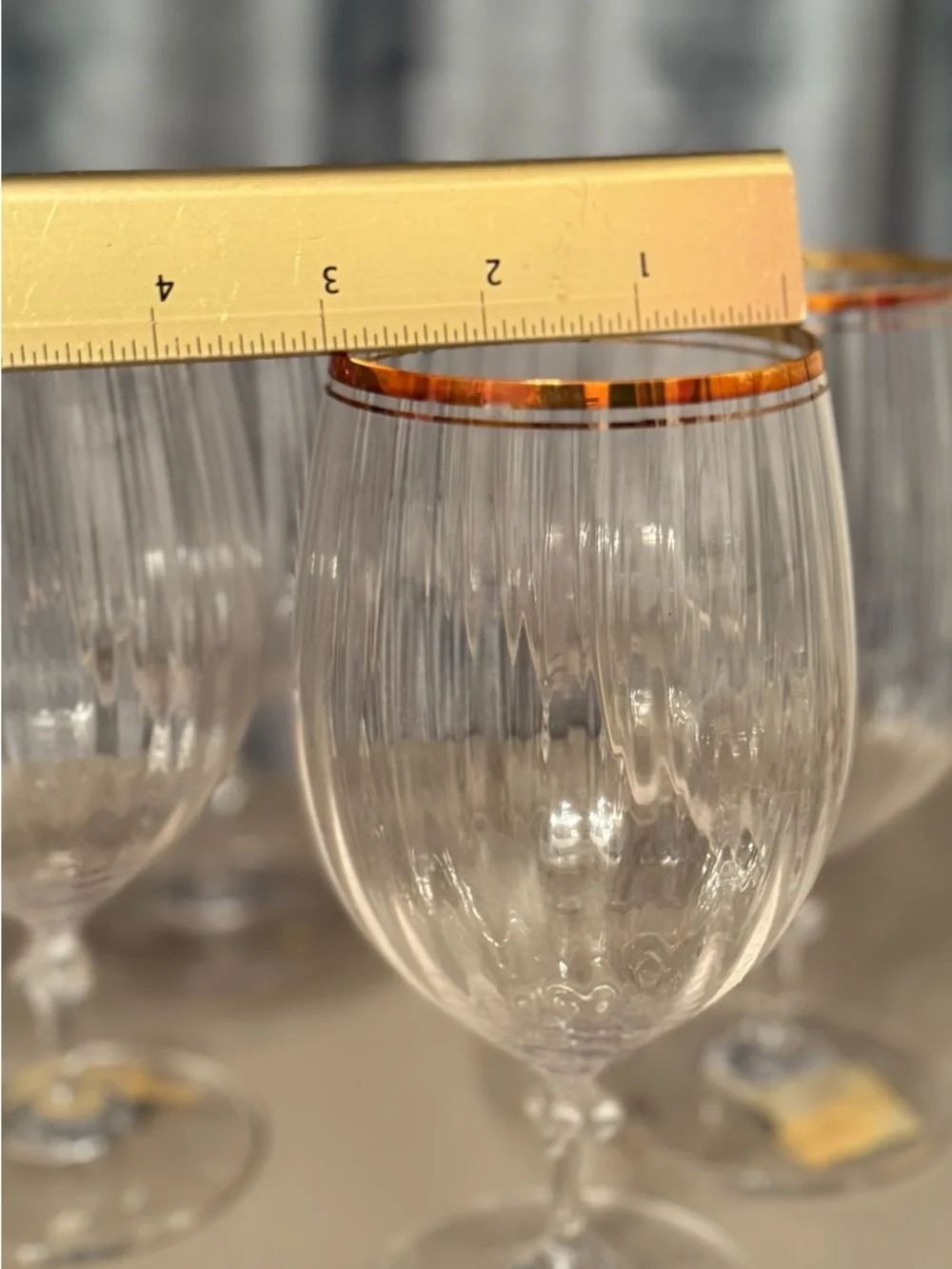 Set of 4/ Heiress Gold~  by ONEIDA /  Iced Tea | feature a ribbed  gold rim.